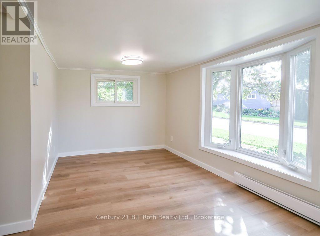 218 JAMES STREET E - Image 17