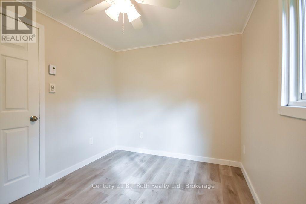 218 JAMES STREET E - Image 21