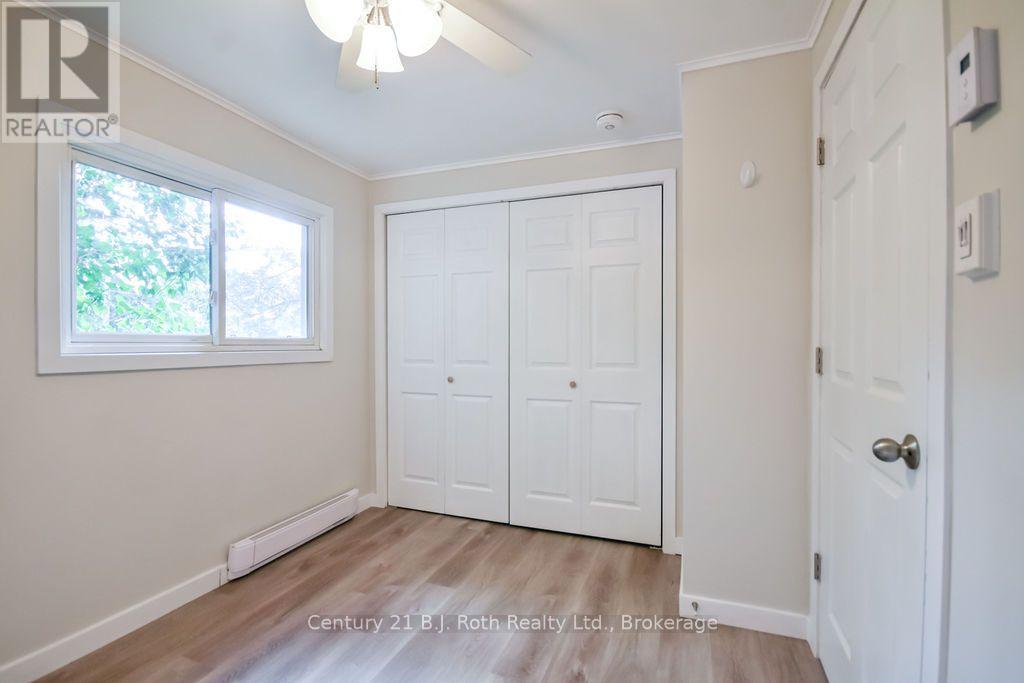 218 JAMES STREET E - Image 23