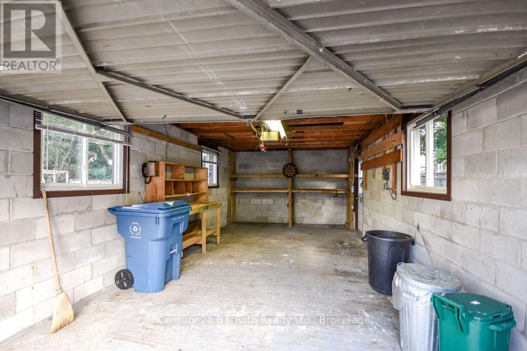 218 JAMES STREET E - 26