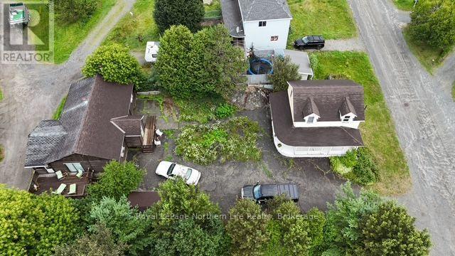 6A & 6B MOUNTAINVIEW DRIVE - 44
