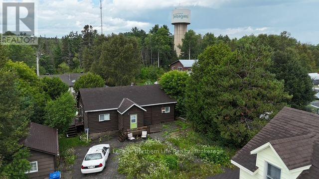 6A & 6B MOUNTAINVIEW DRIVE - 45