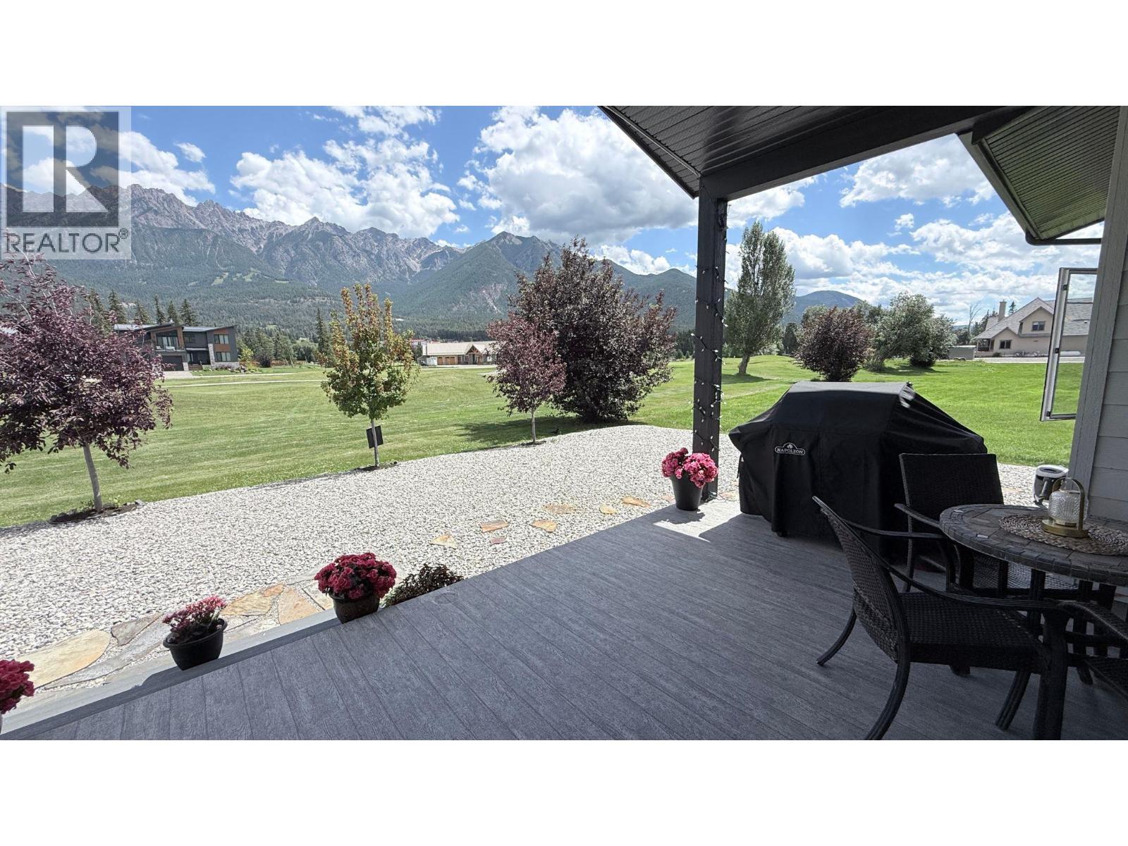 4962 RIVERSIDE Drive - Image 6