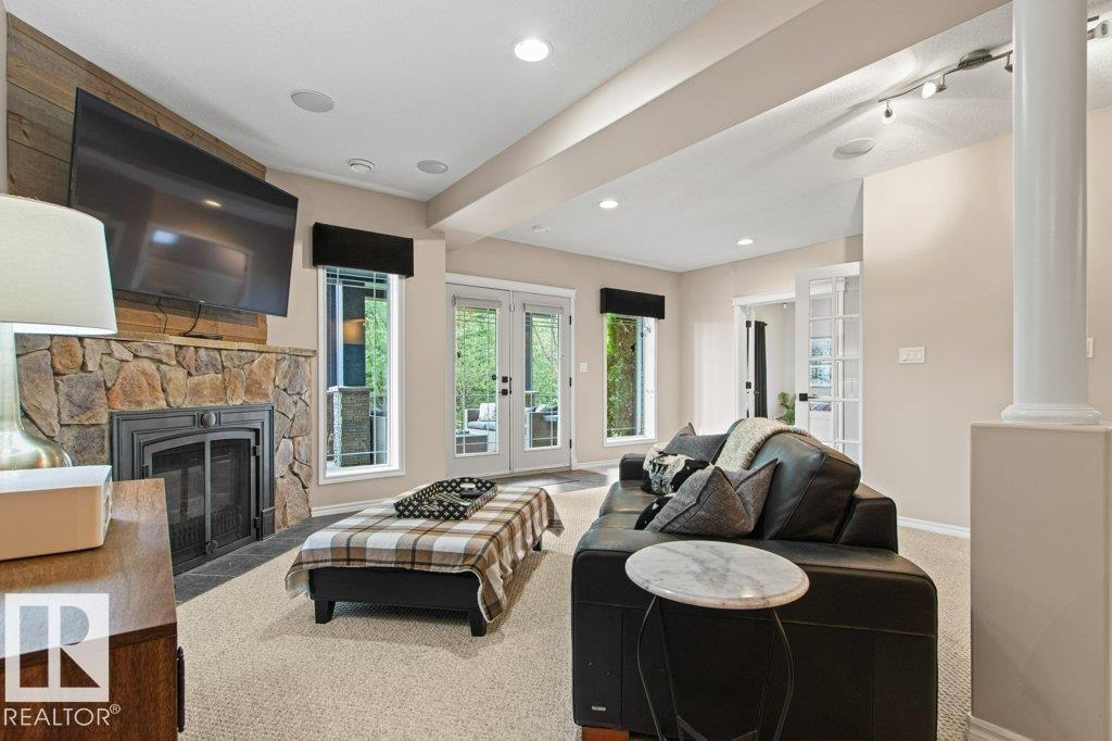 501 BYRNE CR SW - Image 36