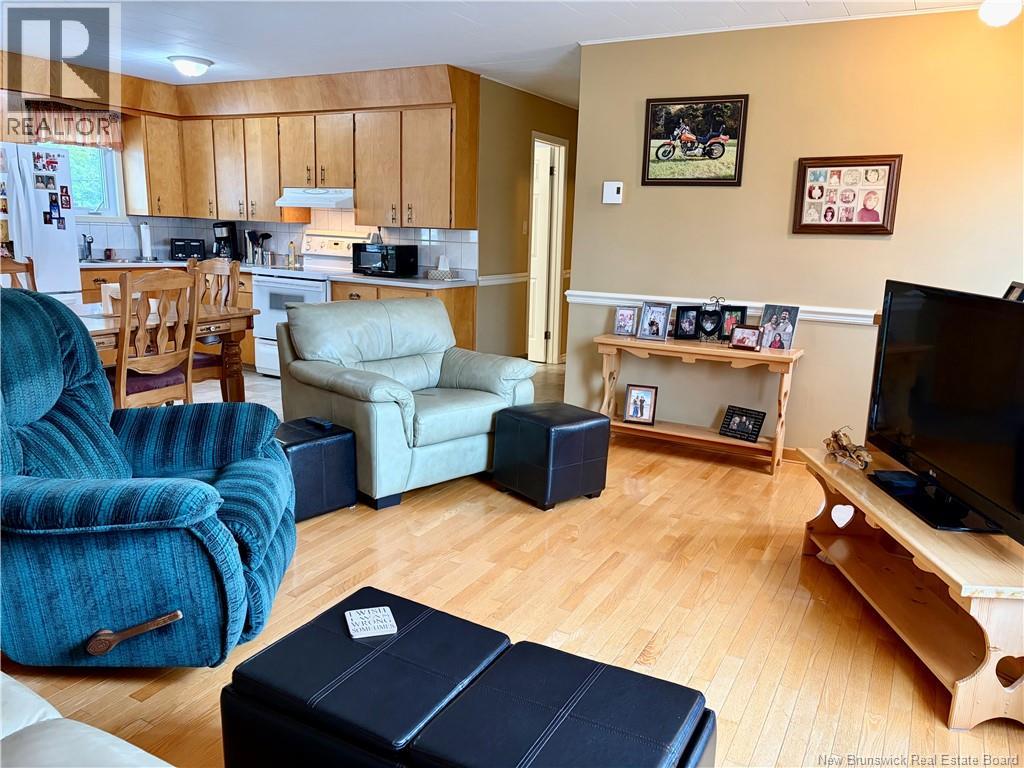 344 Wellington - 10