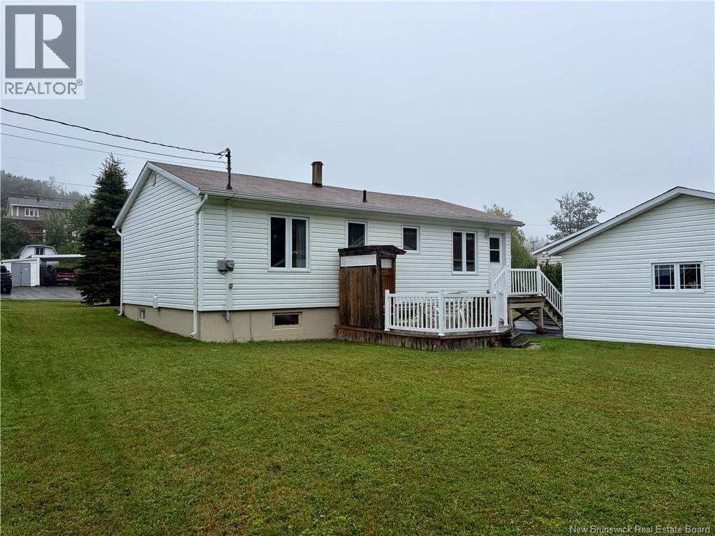 344 Wellington - 29