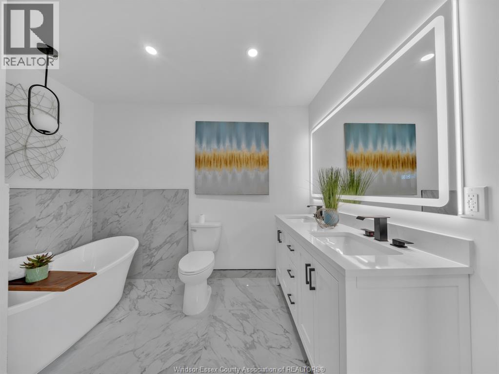 1387 Lincoln ROAD - Image 14