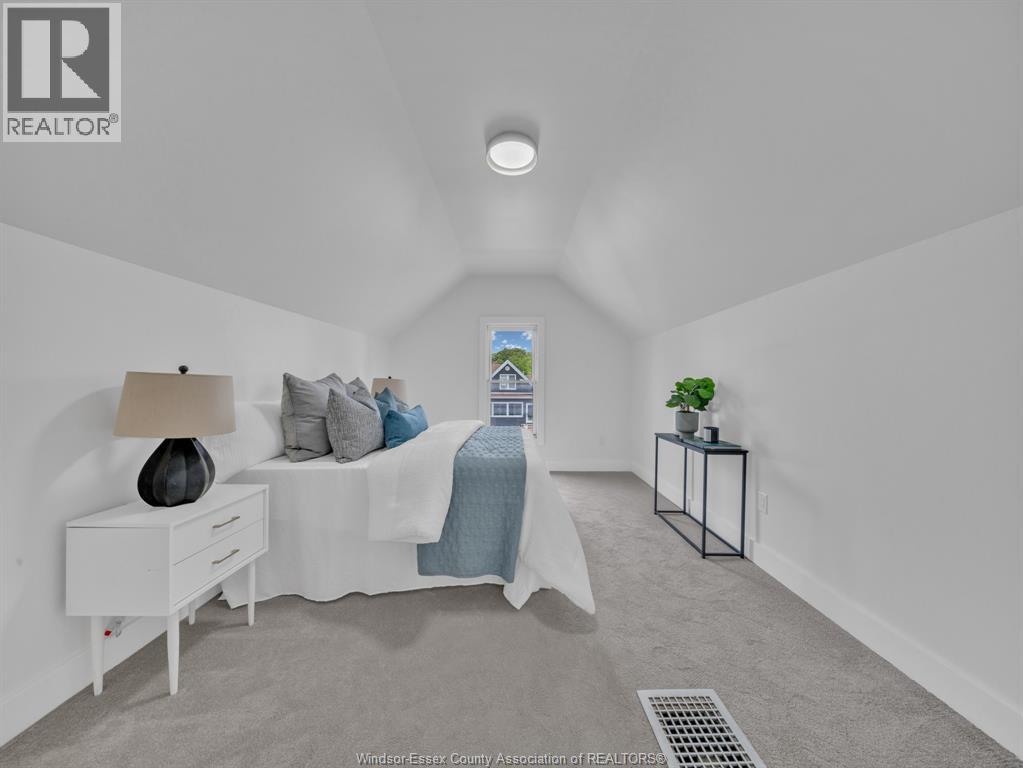 1387 Lincoln ROAD - Image 21