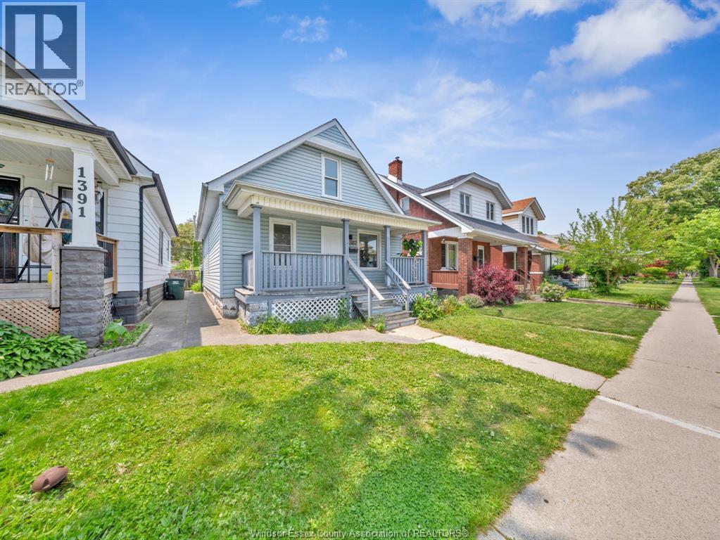 1387 Lincoln ROAD - 28