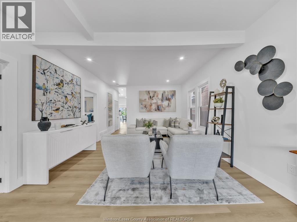 1387 Lincoln ROAD - 4