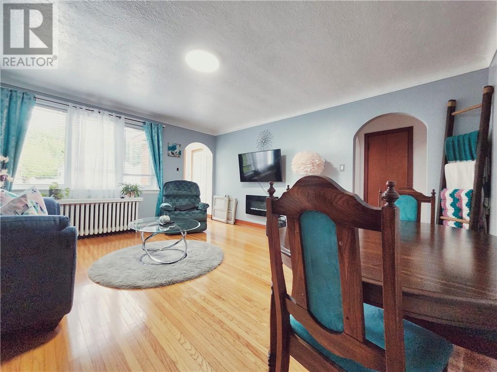 533 Victoria Street - Image 19