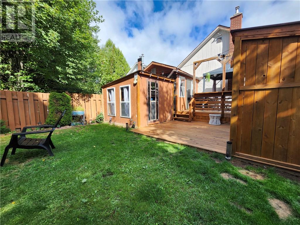 533 Victoria Street - Image 29