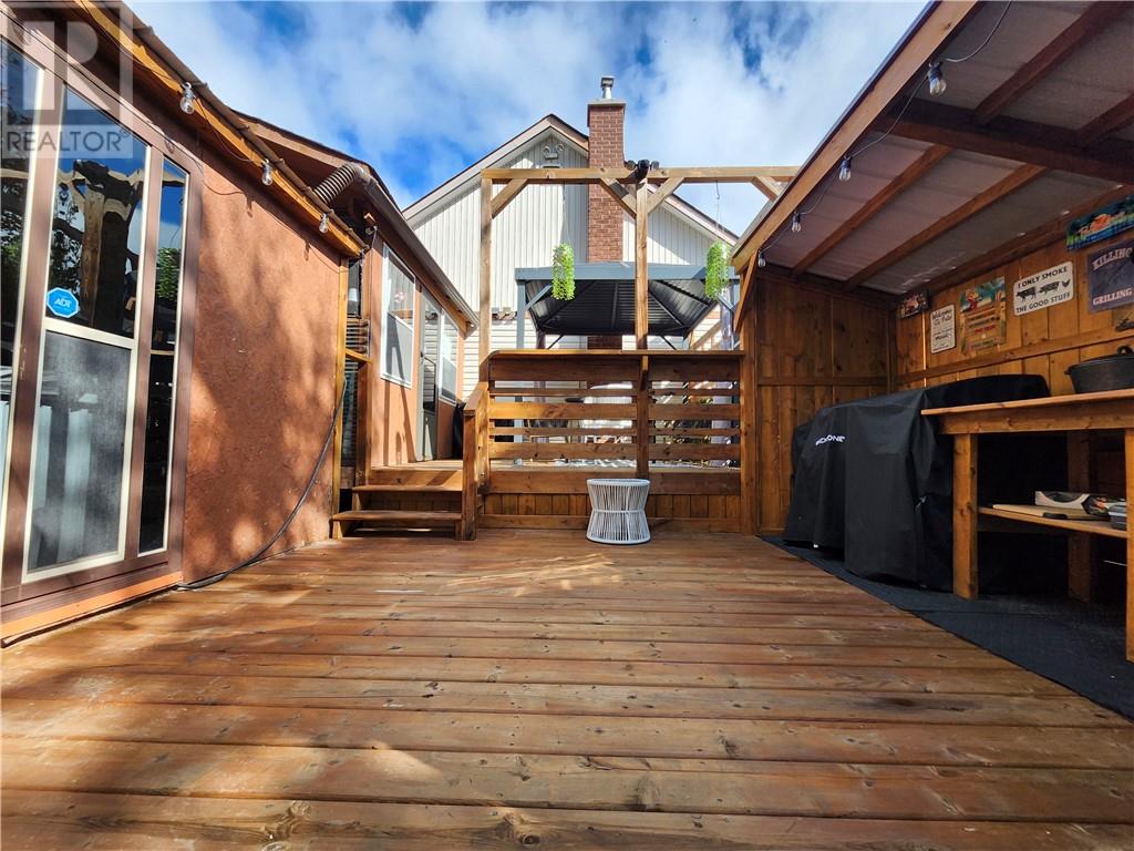 533 Victoria Street - Image 42