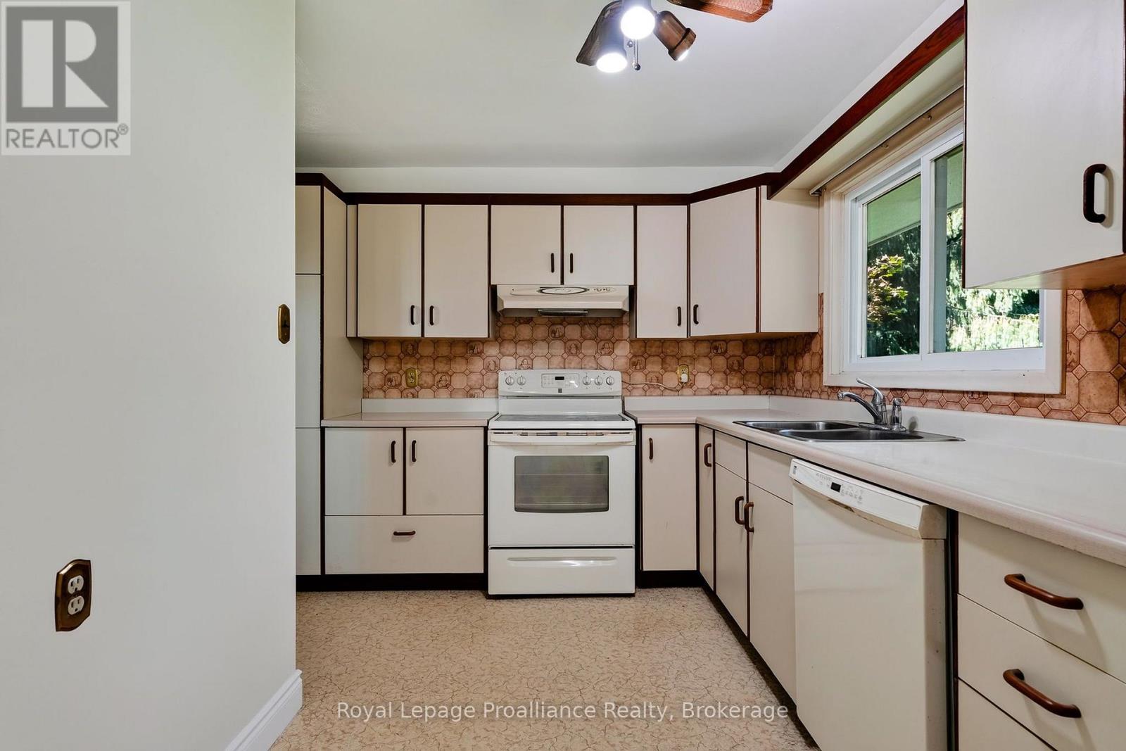10132 COUNTY RD 2 - 21