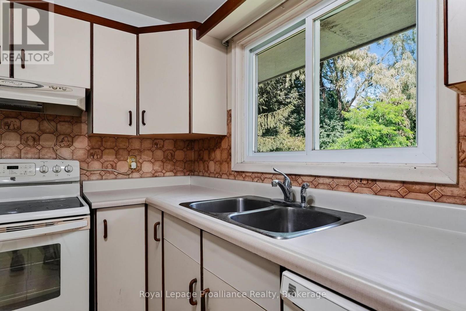 10132 COUNTY RD 2 - Image 22
