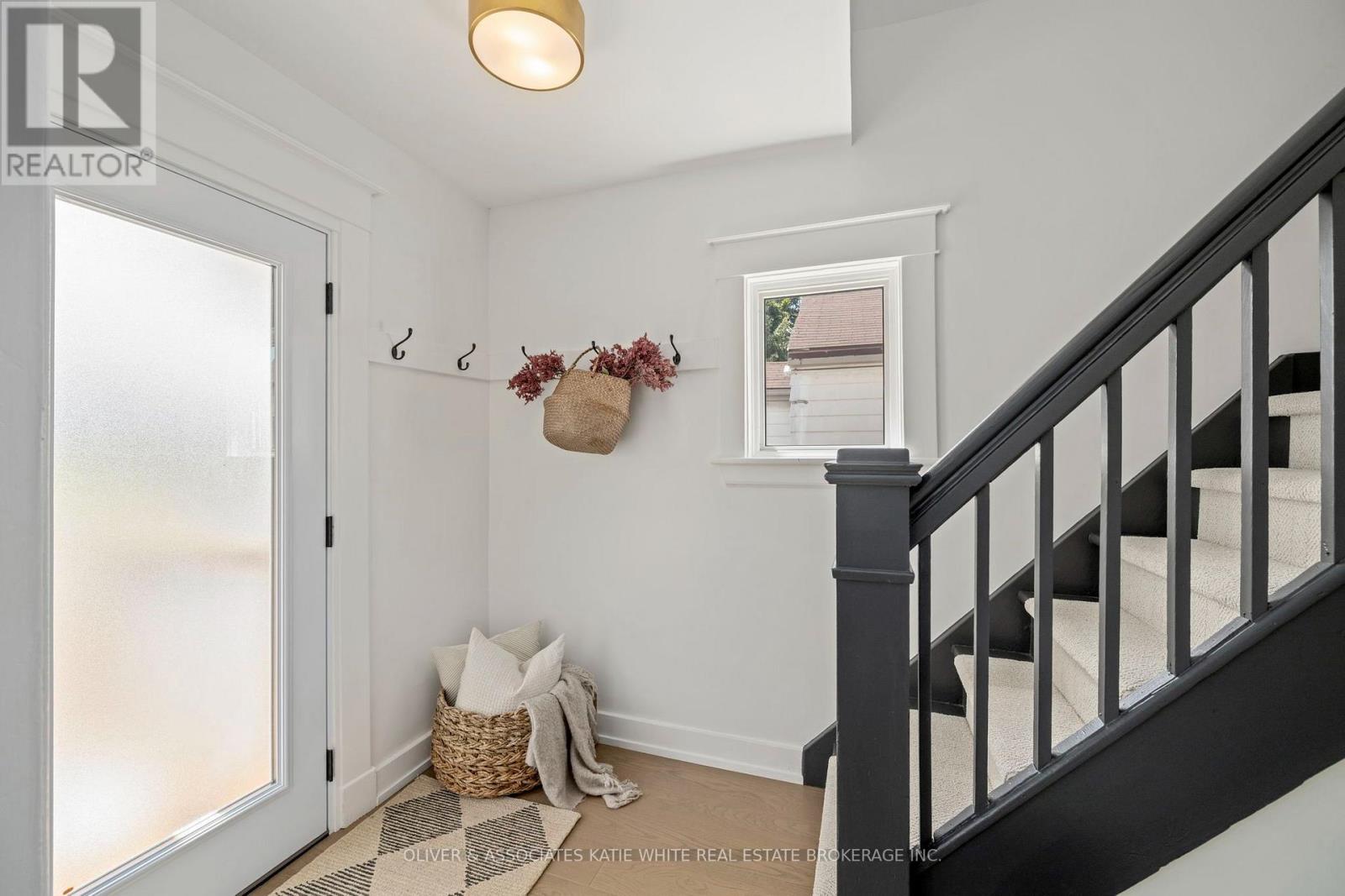 386 MORNINGTON AVENUE - 11