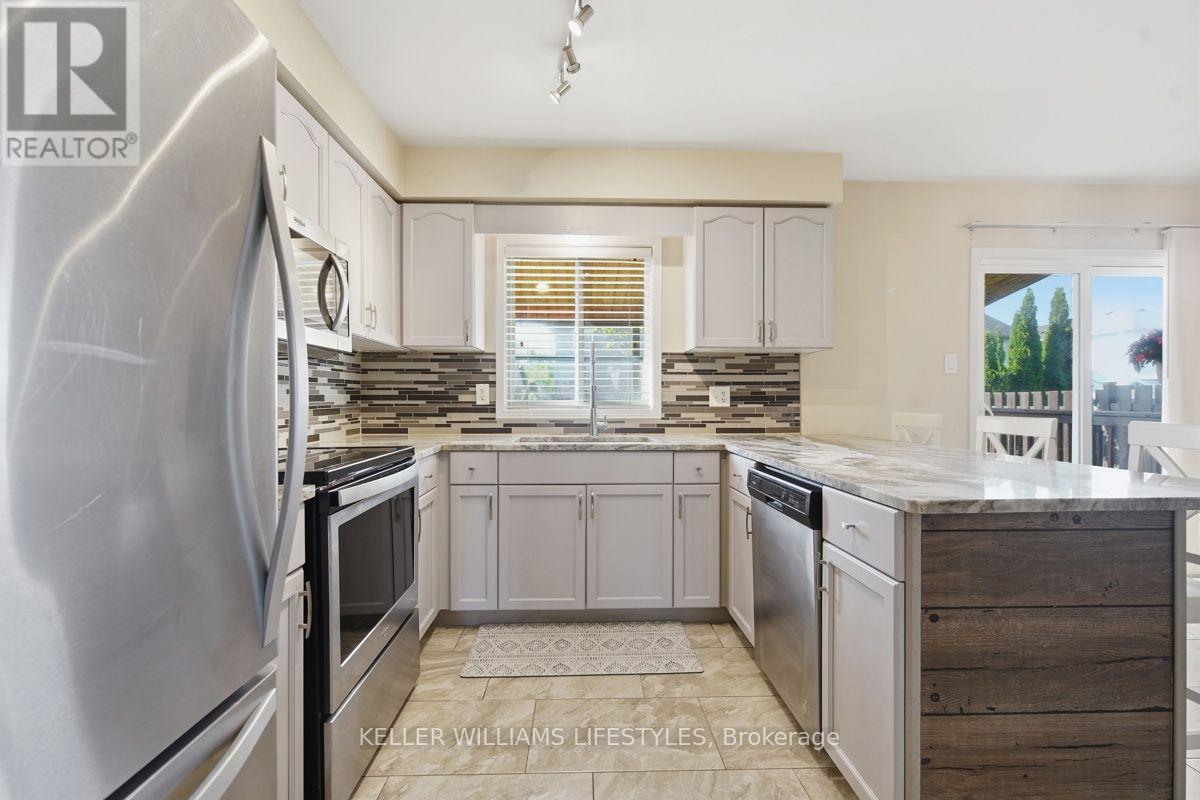 1135 KIMBALL CRESCENT - 11