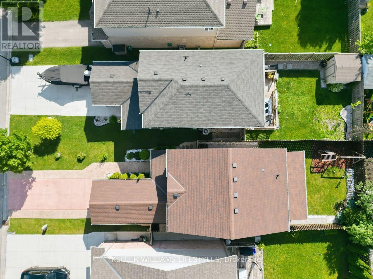 1135 KIMBALL CRESCENT - 40