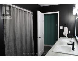 234 Parkview Drive, Strathroy Caradoc, ON N7G4C1 Photo 15