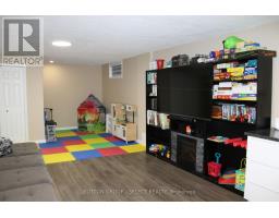 234 Parkview Drive, Strathroy Caradoc, ON N7G4C1 Photo 17