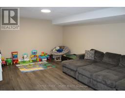 234 Parkview Drive, Strathroy Caradoc, ON N7G4C1 Photo 18