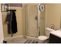 234 Parkview Drive, Strathroy Caradoc, ON N7G4C1 Photo 22