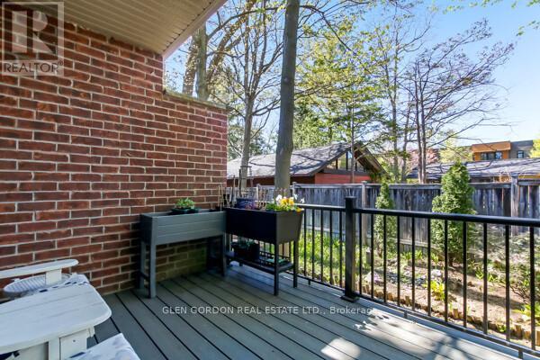 #5 417 HYDE PARK ROAD - 23