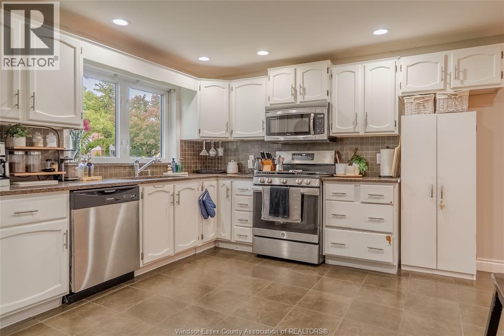 805 Roselawn DRIVE - Image 10