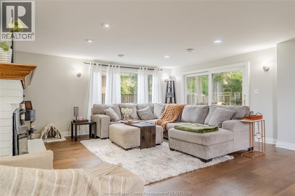 805 Roselawn DRIVE - 7