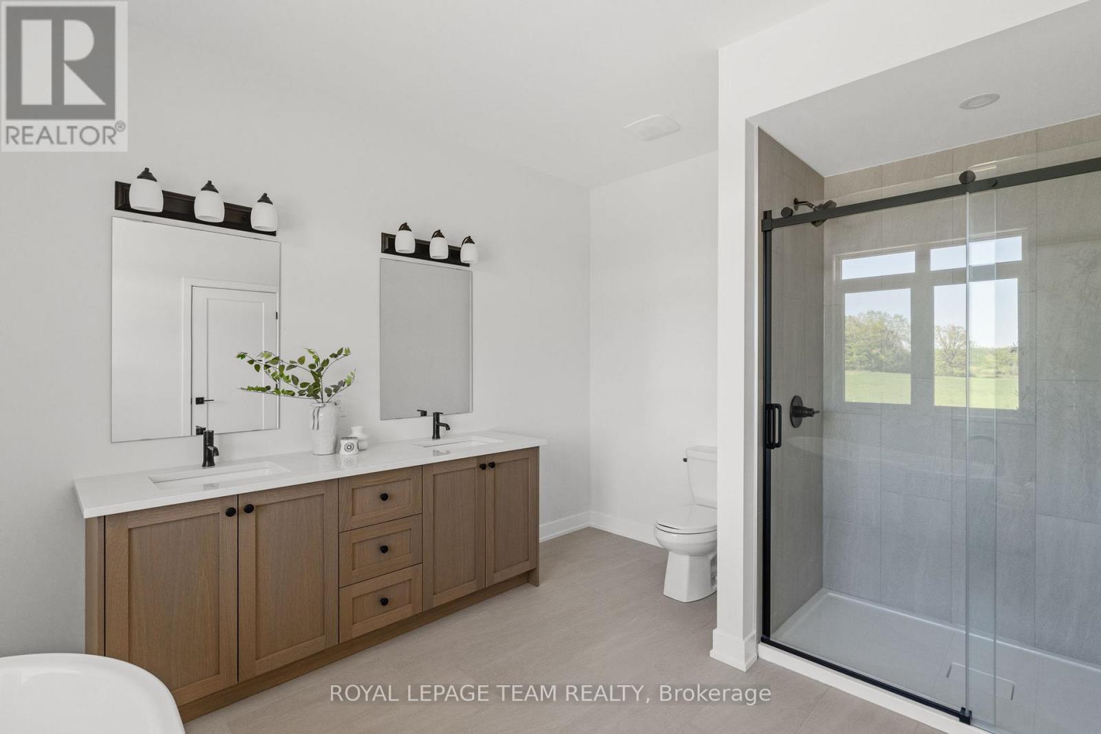 44 IRVIN WOERMKE STREET - Image 33