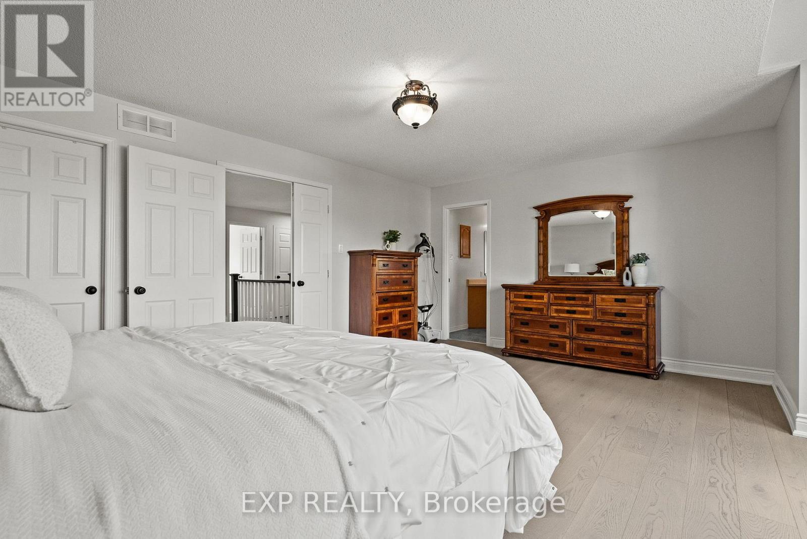 112 REDCLIFF AVENUE - 31