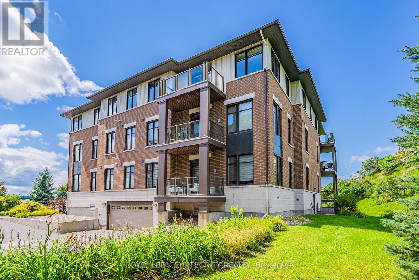 #303 170 GUELPH PRIVATE - 35