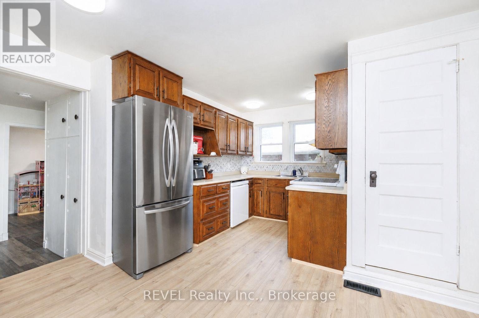 2791 NEPTUNE CRESCENT - Image 12