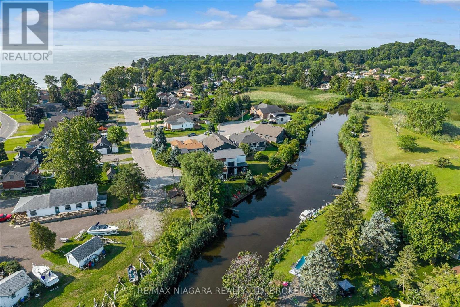 5 HERON POINTE ROAD - 43