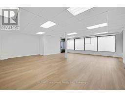 590 Barton Street E, Hamilton, ON L8L2Z5 Photo 9