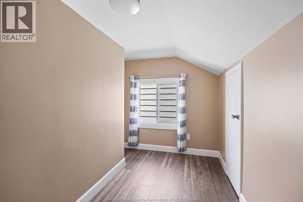1422 Elsmere AVENUE - Image 14