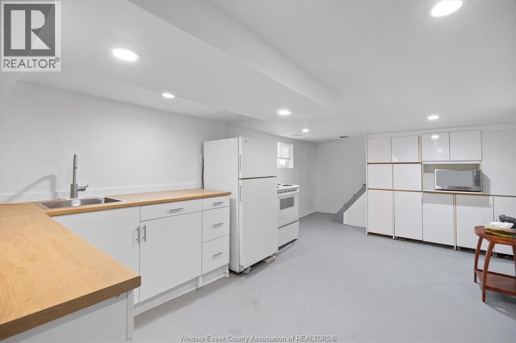 1422 Elsmere AVENUE - Image 17