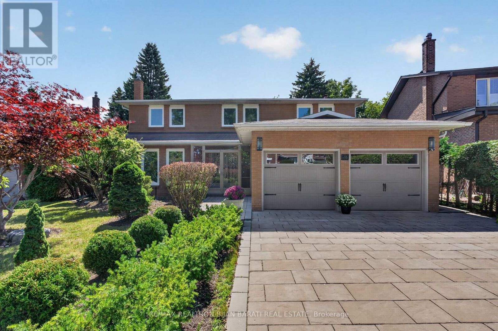 26 SADDLETREE DRIVE - 2