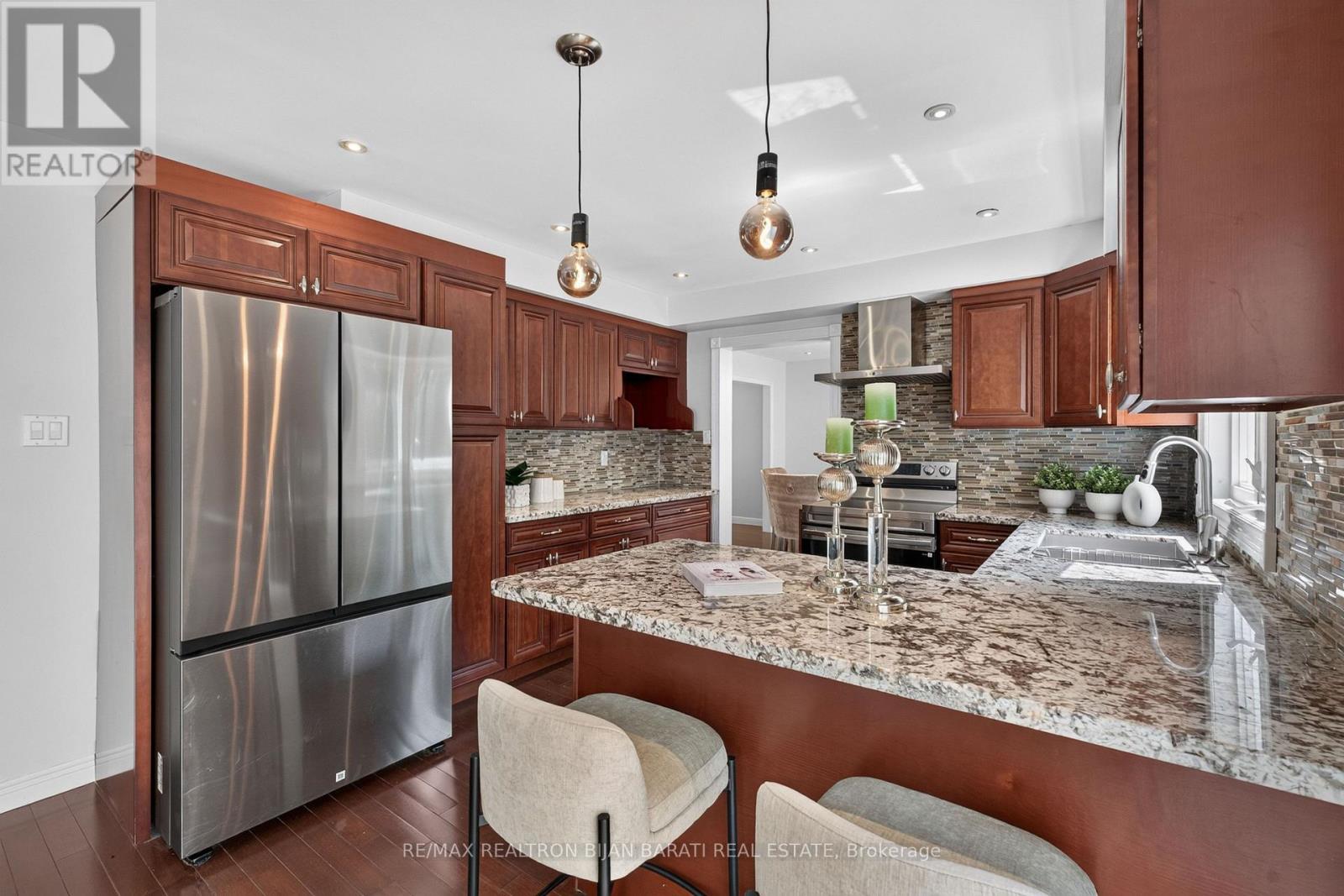 26 SADDLETREE DRIVE - 20