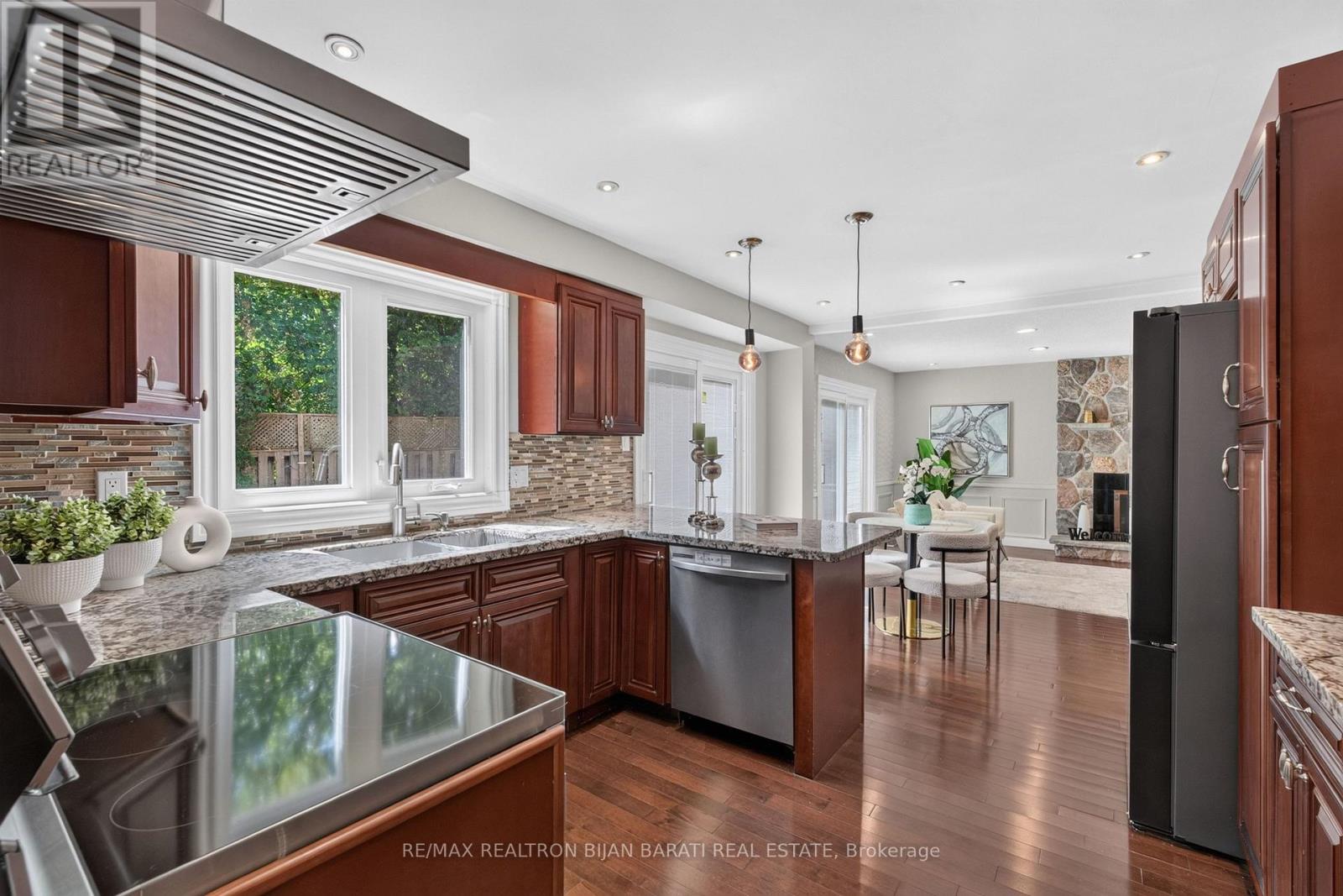 26 SADDLETREE DRIVE - 24