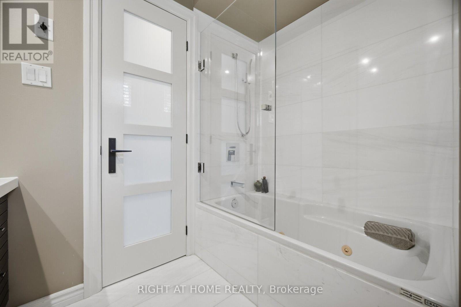 25A SHAW STREET - 29