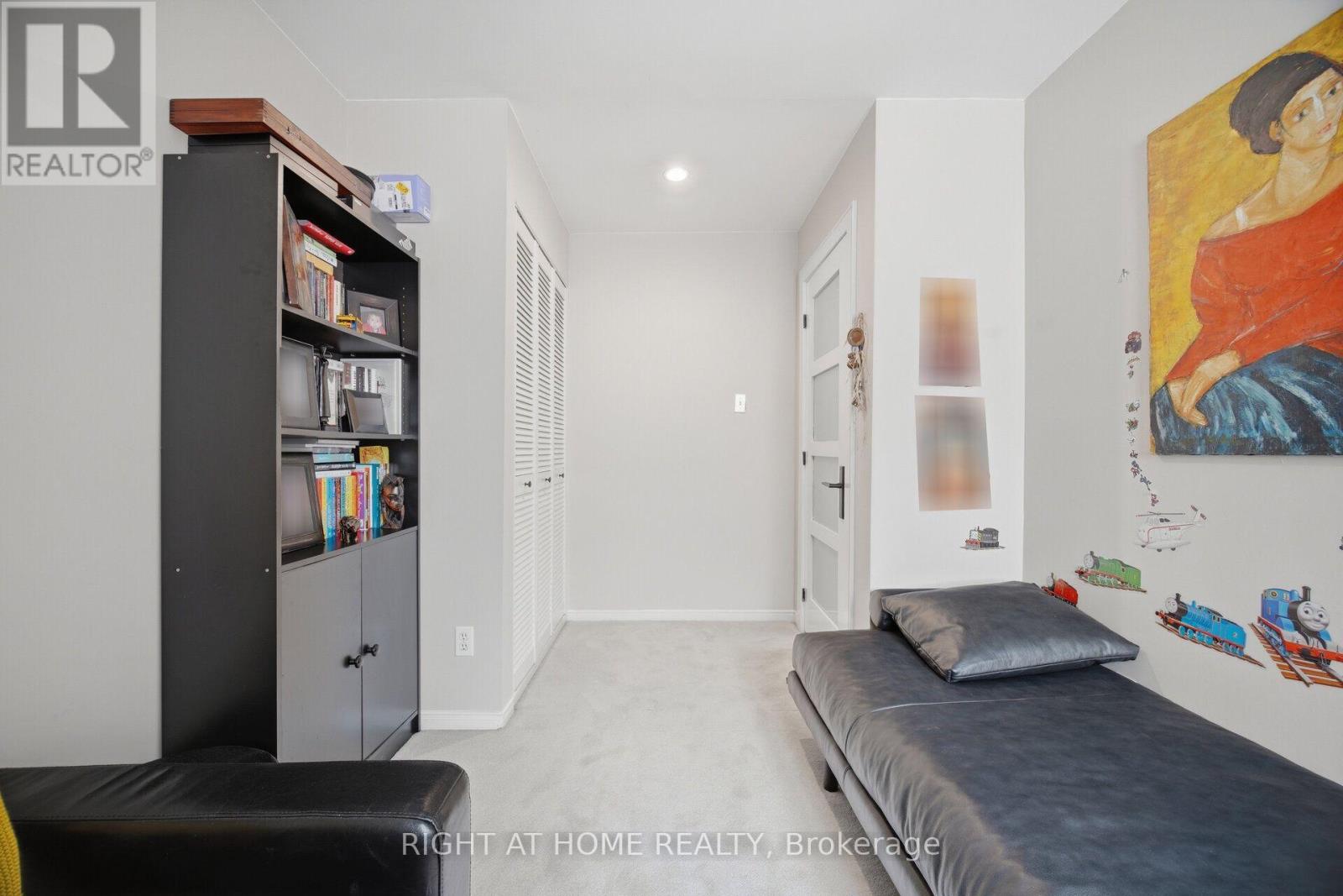25A SHAW STREET - Image 32