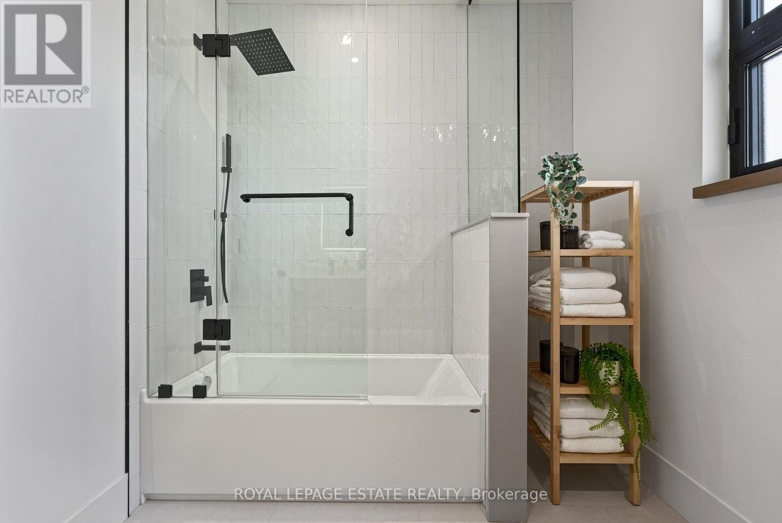 5 NORTH DRIVE - Image 34