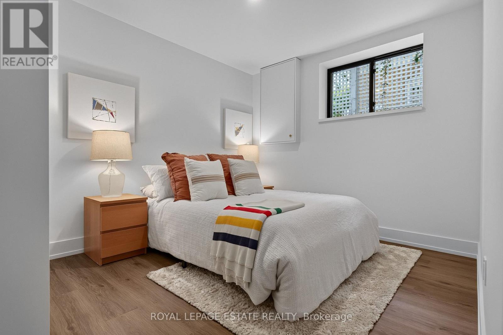 5 NORTH DRIVE - Image 42