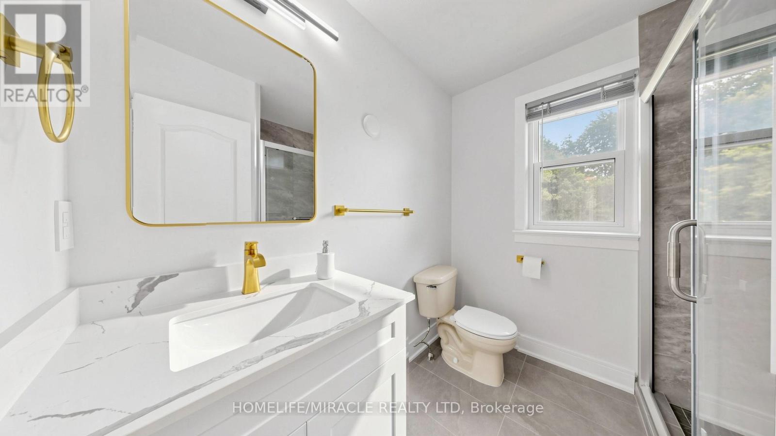623 OLIVE AVENUE - Image 23