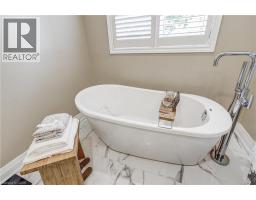 2307 Woodfield Road, Oakville, ON L6H6Y7 Photo 34