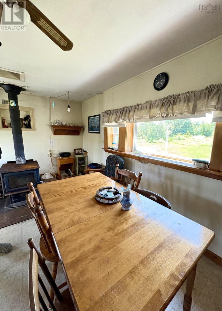 Property 22 of 38 of 272 Breen Road