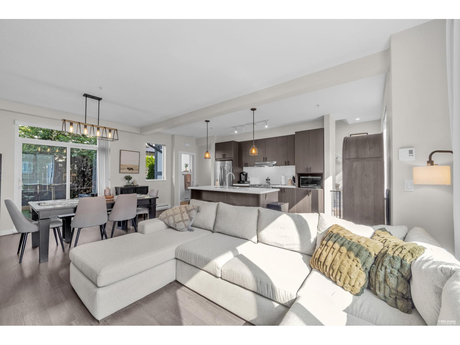 100 8138 204 STREET, Langley