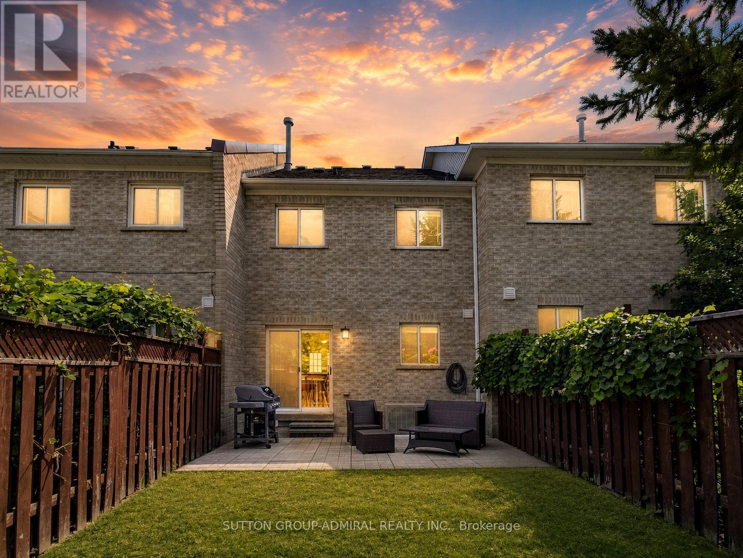 12 ELDERBROOK CRESCENT - 27
