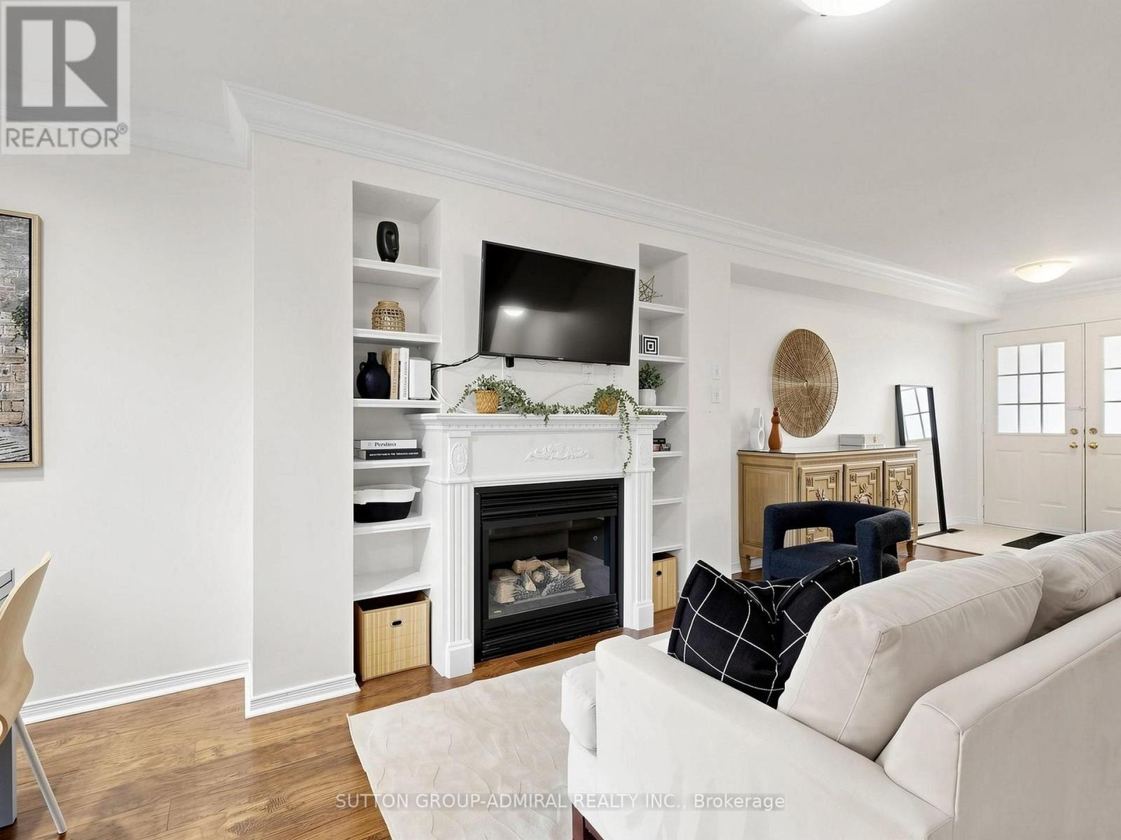 12 ELDERBROOK CRESCENT - 5